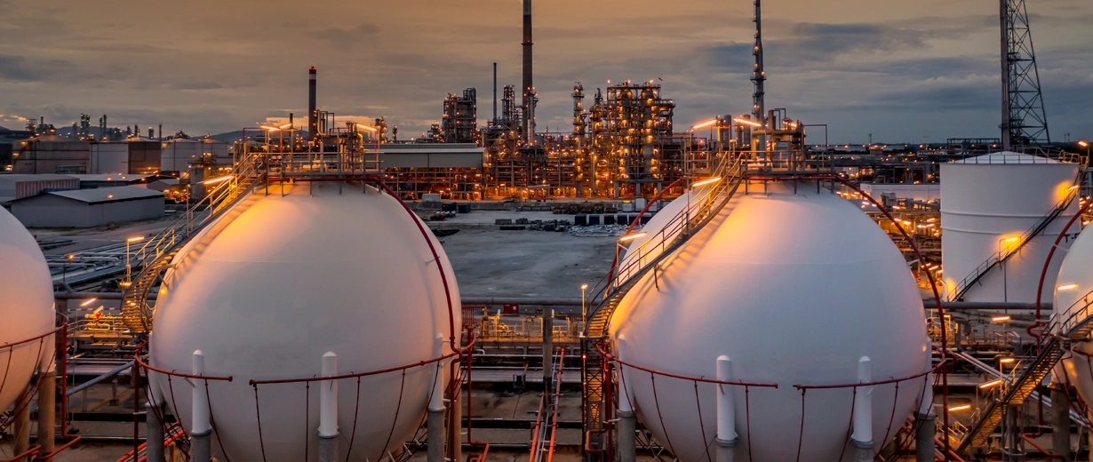 Banner - 5 Ways in which IIoT is revolutionizing the oil and gas industry