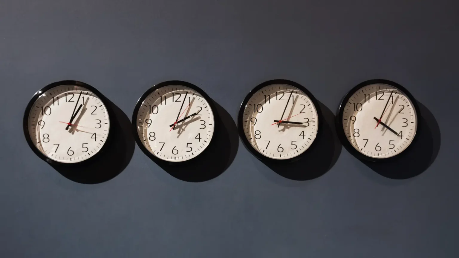 The Hybrid Workforce Conundrum: Key Challenges for GCCs