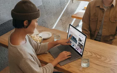 Thumbnail - 5 Ecommerce personalization strategies to boost customer engagement and sales